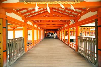 Itsukushima_interior6_by_Fg2